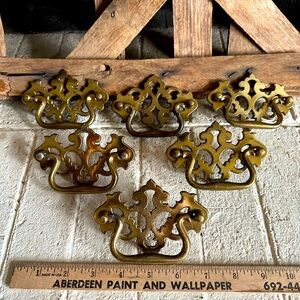 antique brass drawer pulls 4.2.5” x 3 set of 6 (50)